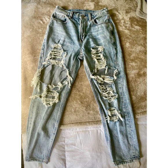 AE Ripped Mom Jean - 0 X-Short - Picture 4 of 16